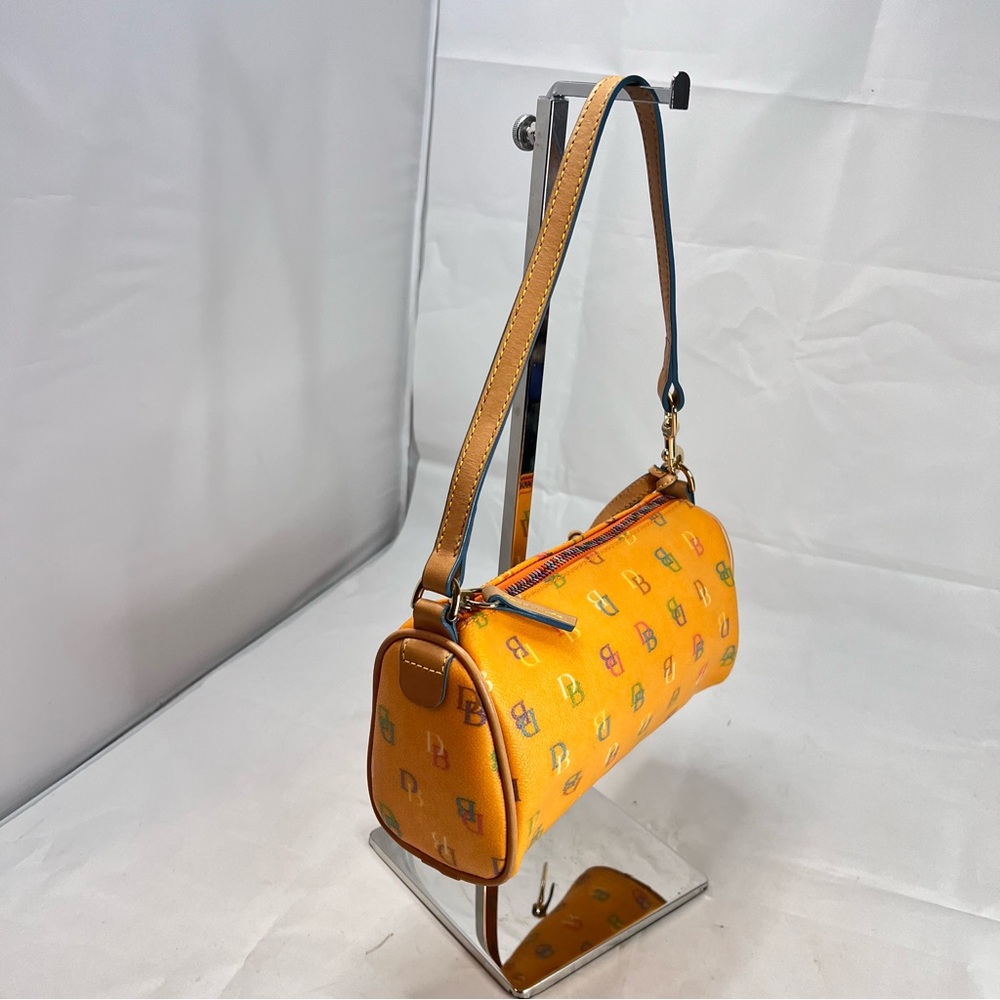 Dooney & Bourke Signature Orange Barrel Mini ShoulderBag- excellent condition! - Picture 3 of 13